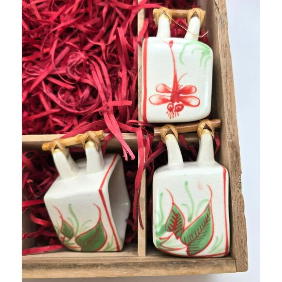 Vintage Ceramic Teapot Set Floral Dragonfly Design With Bamboo Handle je172 - Picture 11 of 16